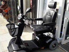 SCOOTER 4 RUOTE PER DISABILI E ANZIANI