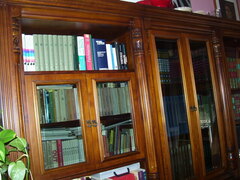 Mobile da sala in noce massello