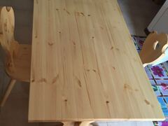 Tavolo allungabile in legno massello190/370 3 Sedie impagliate