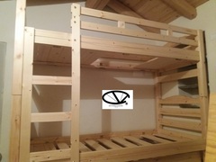 letto a castello in pino grezzo