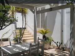 Casa con piscina e corte privata