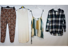 Stock di abbigliamento nuovo H&M