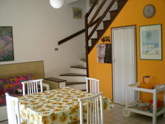 Villa a schiera in villaggio residenziale Metatur