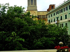 GENOVA CARIGNANO AFFITTO 7 VANI 3 BALCONI