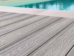 DECKING PAVIMENTO PER ESTERNI