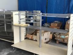 SVENDITA AL MIGLIOR OFFERENTE arredamento accessori negozio E ufficio