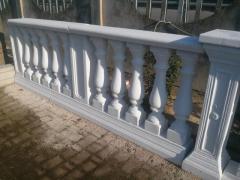 Colonnine in cemento