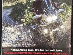 In Moto 10/2017 Bmw/Ducati/Kawasaki/Suzuki/Yamaha.