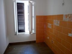 CASA INDIPENDENTE RISTRUTT. 1 DI 65 MQ +P.AUTO