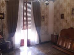 CASA INDIPENDENTE SU TRE ELEV+ GIARDINO PRIVATOE LOCALE ARTIGIANALE
