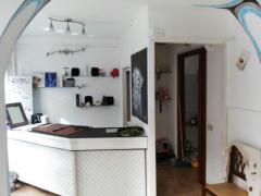 LOCALE COMMERCIALE DI 35MQ  +DEPOSITO 16 MQ
