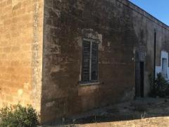 MARSALA CASA SEMINDIPENDENTE DI 110 MQ CON 1800 MQ DI TERRENO