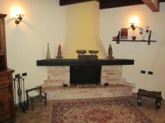 CASA INDIPENDEN DI  72,MQ+VERANDA DI 18MQ CIRCA+TERRENO E SPAZIO ESTER