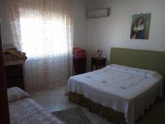 CASA  INDIP. DI  MQ.160  CIRCA CON VERANDE E GARAGE