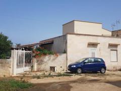 MARSALA VILLETTA IND DI MQ 120 CIRCA CON TERRENO SPAZIO ESTERNO