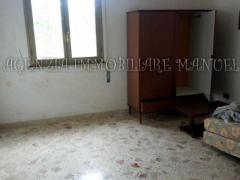 MARSALA CASA SEMIDIPENDENTE DI 100 MQ CON TERRENO DI OLTRE 1000 MQ