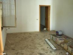 CASA IND. DI 150MQ + TERRENO DI 1450MQ (800MQ B3)