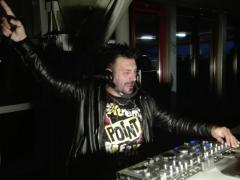 Mario Lox - Dj per matrimonio. Dj per feste. Dj per eventi. Musica per matrimonio.