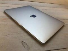 Macbook pro 13 touch bar 2021