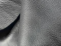 Scampolo pelle vitello nero bottalato