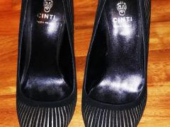 Scarpe con tacco