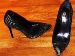 Scarpe con tacco