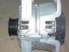 Alternatore Opel 120A 1.0 1.2 1.4 18530 km 13221931 / 0124425057