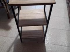 VENDESI MOBILE SCAFFALE A COLONNA IN LEGNO.PREZZO TRATTABILE!