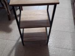 VENDESI MOBILE SCAFFALE A COLONNA IN LEGNO.PREZZO TRATTABILE!
