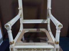 Poltrona stile Versace Laccata e Dorata senza imbottitura