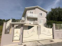 Villa unifamiliare Via San Lorenzo, Montecosaro