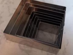Set forme torte gelato quadrangolari, 7 pz in acciaio