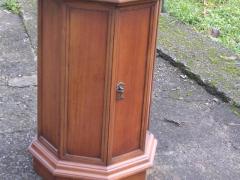 Mobiletto ottagonale girevole porta bottiglie ecc.