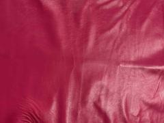 Pelle colore ciclamino per artigianato