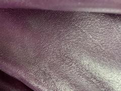 Pelle colore viola per artigianato