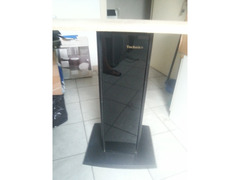 Colonnina porta Cd e  Tv