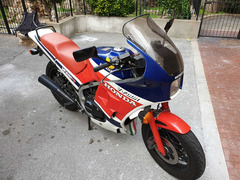HONDA VF500F2