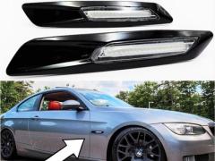 Coppia Frecce Laterali FULL LED per BMW Serie 3 E90 E91 E92 E93 100% CANBUS Scocca ABS Nera + Lente 