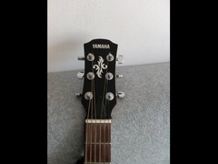 Chitarra acustica Yamaha