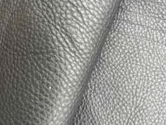 Scampolo pelle vitello nero bottalato – M22
