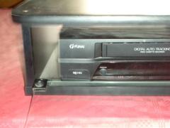 Videoregistratore ""Funai"" con lettore cassette / Prezzo  Euri 120
