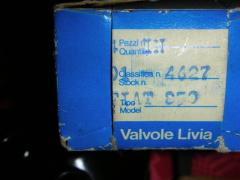 Blokko di ricambi per auto vintage