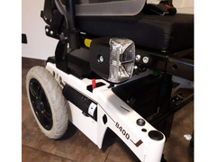 Carrozzina elettrica per disabili, ancora in garanzia un anno