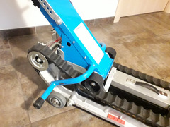 Montascale a cingoli per carrozzina per disabili, ancora in garanzia un anno