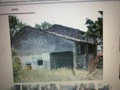 Vendo rustico sito tra Soragna e roncole Verdi ampio lotto terreno di edificabile 4000 metri quadrat