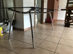 Tavolo Calligaris nuovo in acciaio e vetro