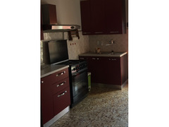 Cucina componibile color rosso